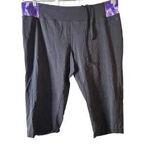 Danskin Now Women's Black and Purple Capri Leggings Size 3X